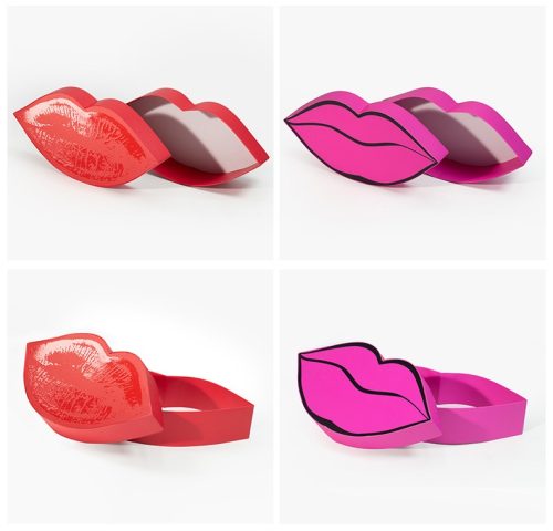 creative lip-shaped gift box